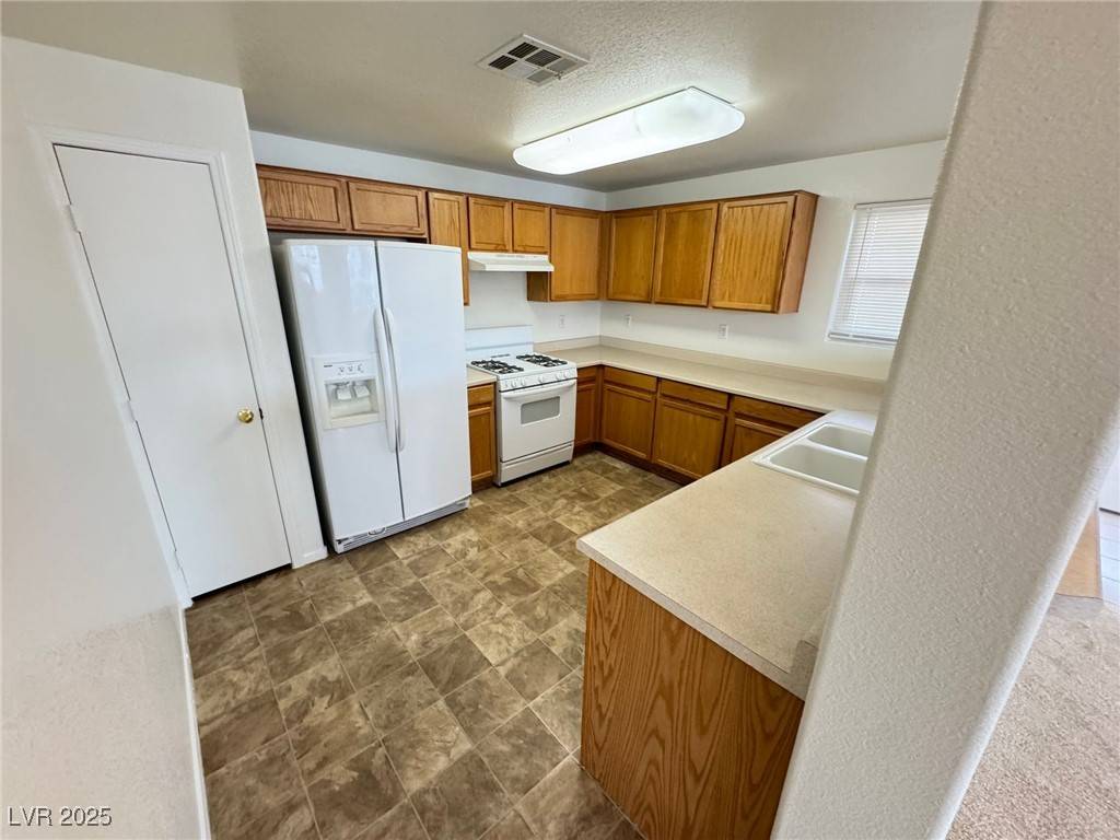 Henderson, NV 89074,2325 Windmill Parkway #523