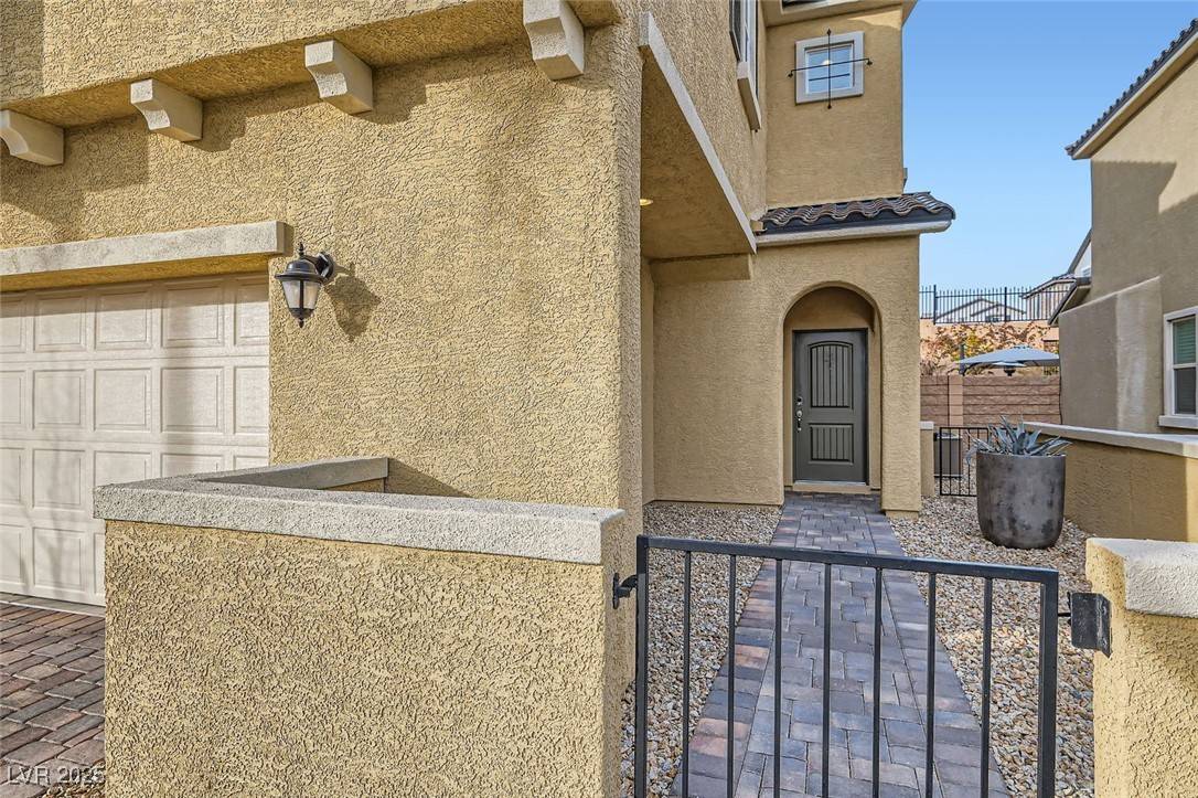 Las Vegas, NV 89166,8031 Tank Loop Street