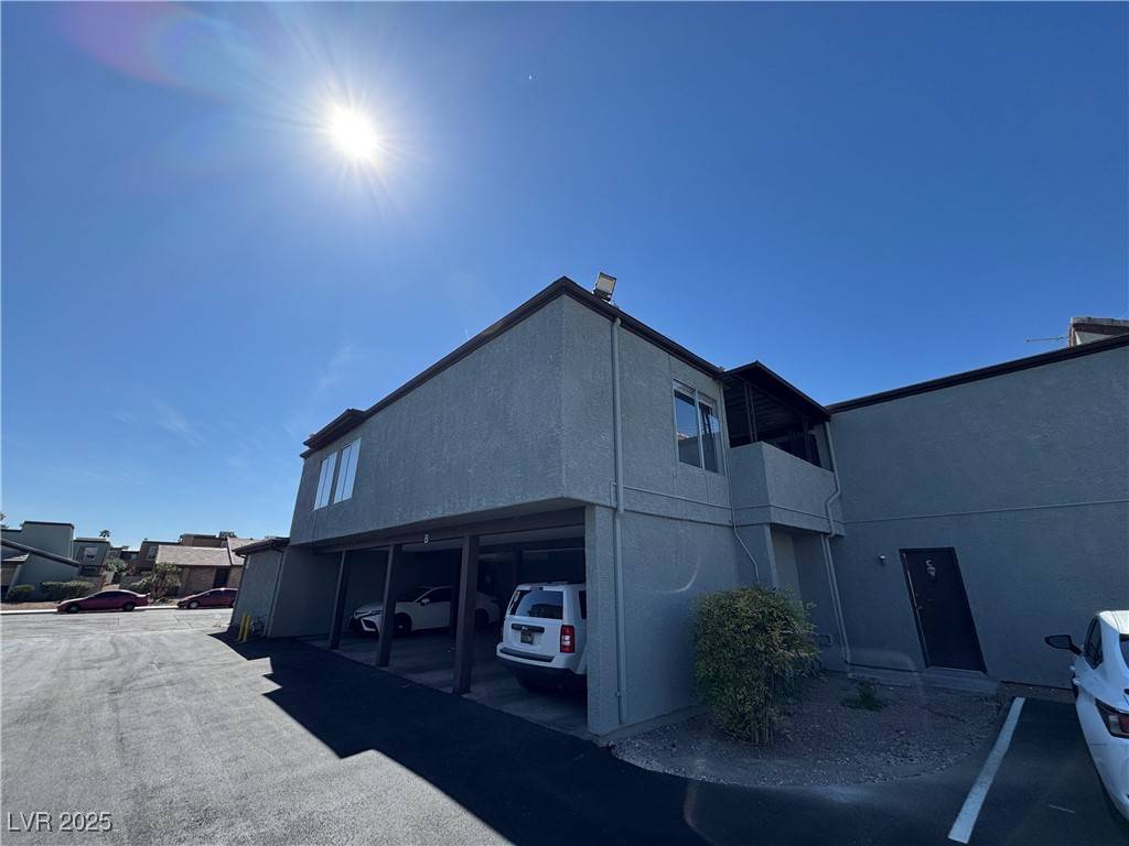 Las Vegas, NV 89119,1460 Hialeah Drive #D