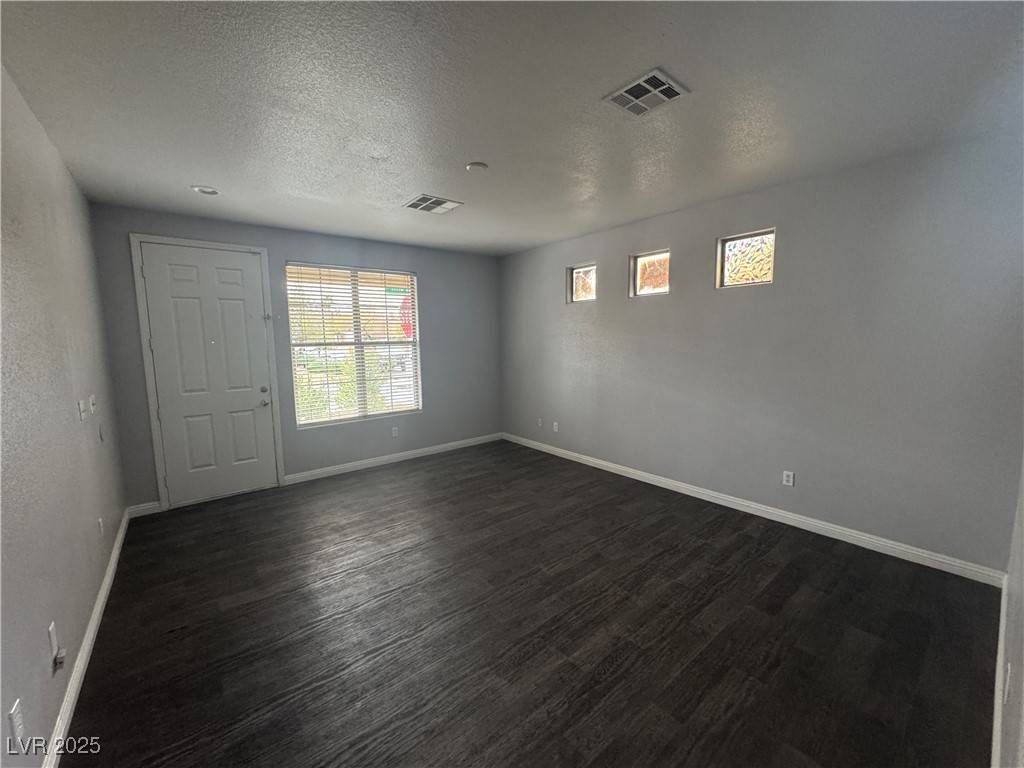 Las Vegas, NV 89148,9592 Villa Calera Avenue