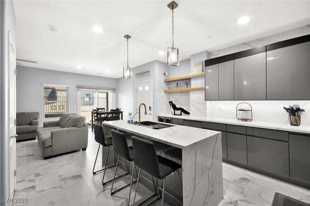 Henderson, NV 89044,528 Thistleberry Avenue