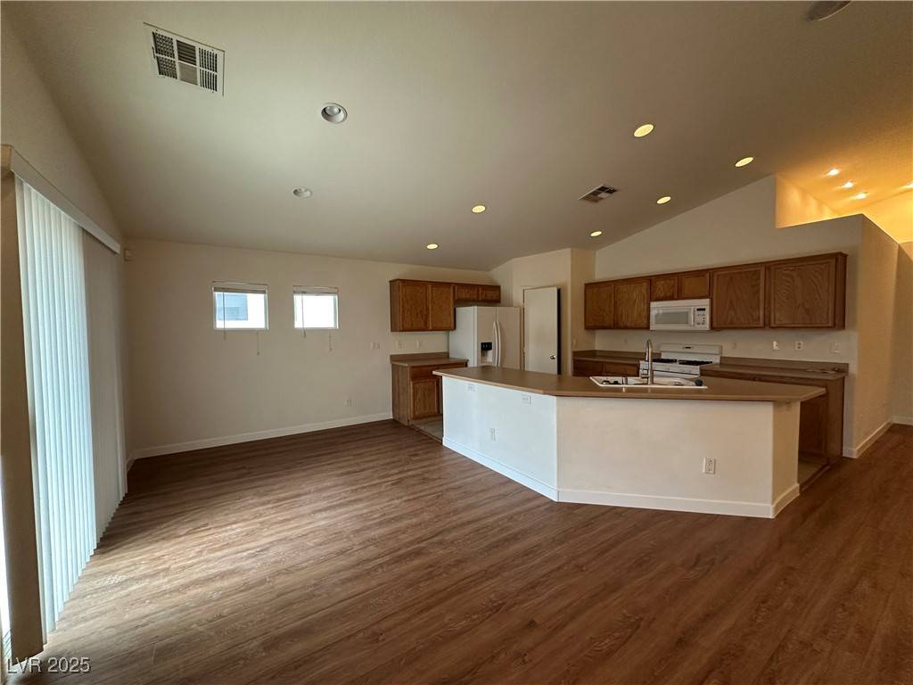 North Las Vegas, NV 89031,4643 Mountain Tree Street