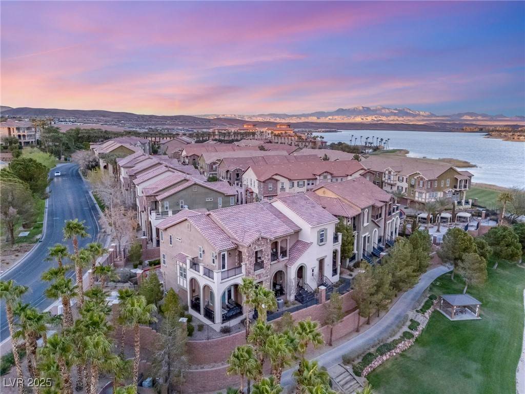 Henderson, NV 89011,5 Via Vita Bella