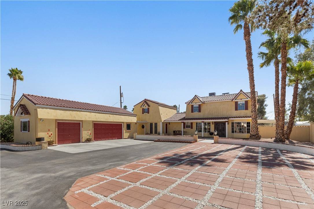 Las Vegas, NV 89146,6545 Laredo Street