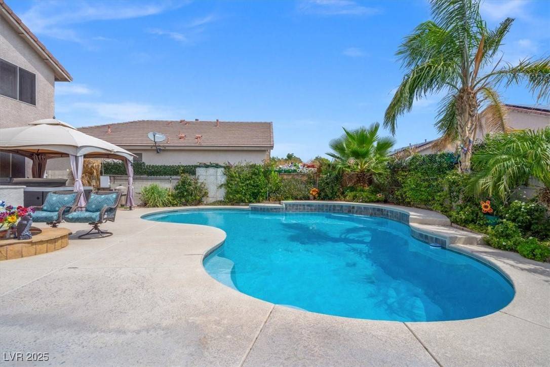 Las Vegas, NV 89143,8100 Artistic Heights Court