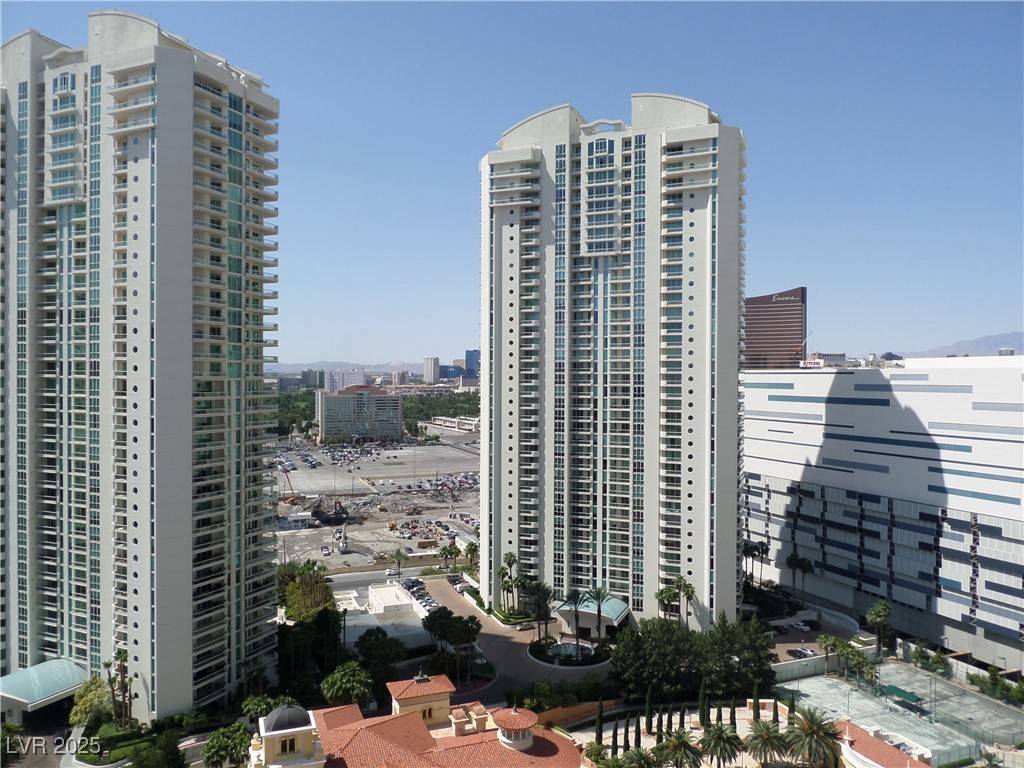 Las Vegas, NV 89109,2777 Paradise Road #607