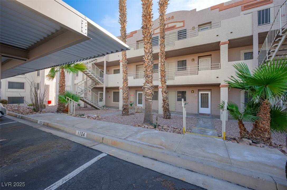 Laughlin, NV 89029,2068 Mesquite Lane #203