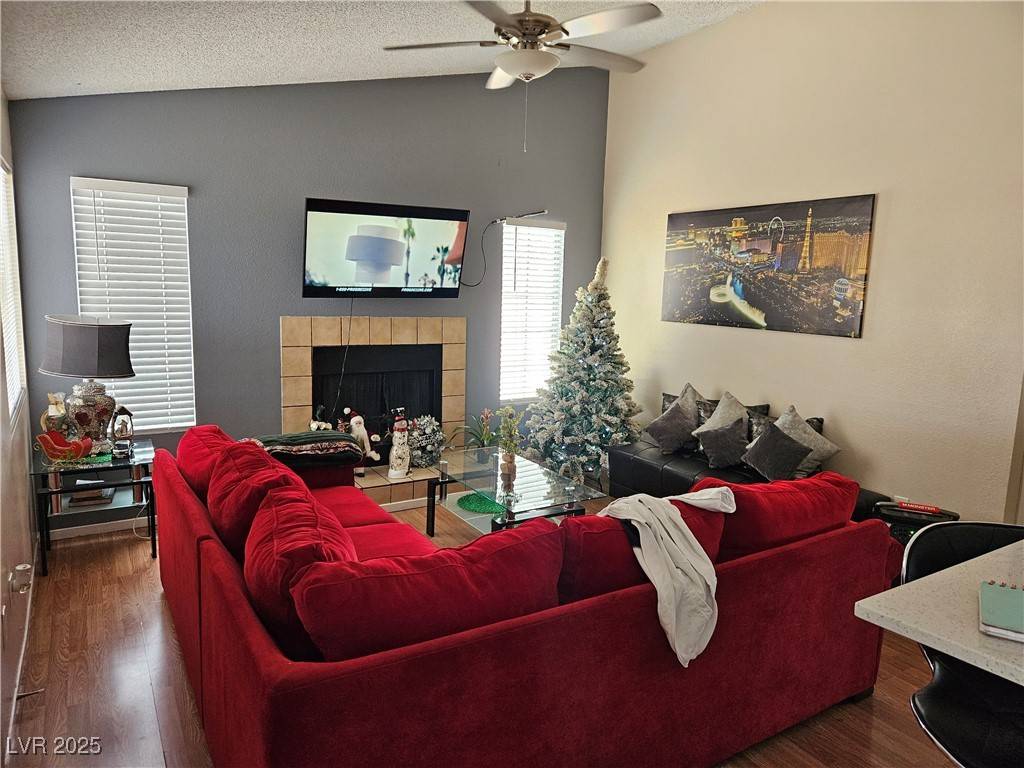 Las Vegas, NV 89121,4696 Krissylouise Way