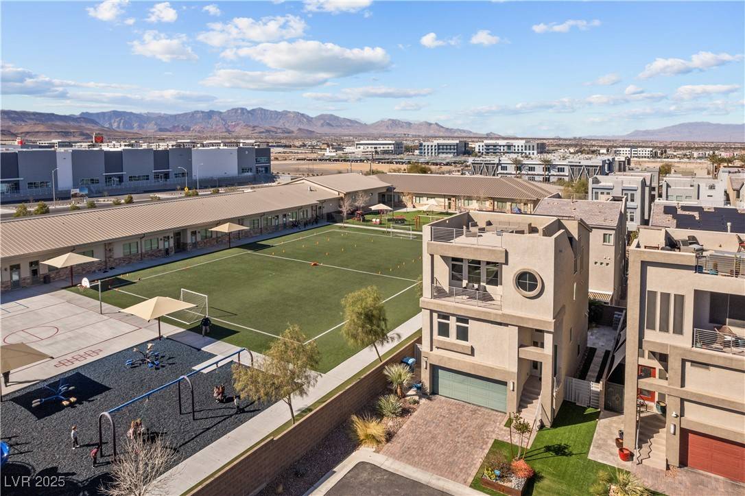 Las Vegas, NV 89113,8116 Haywood Estate Avenue