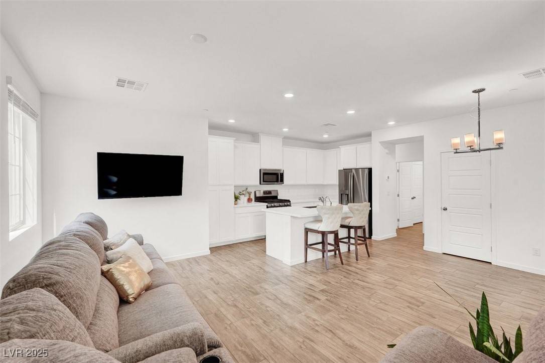 Henderson, NV 89002,965 Nevada State Drive #6101