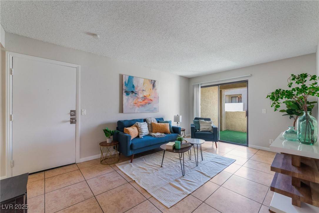 Las Vegas, NV 89128,3151 Soaring Gulls Drive #2113