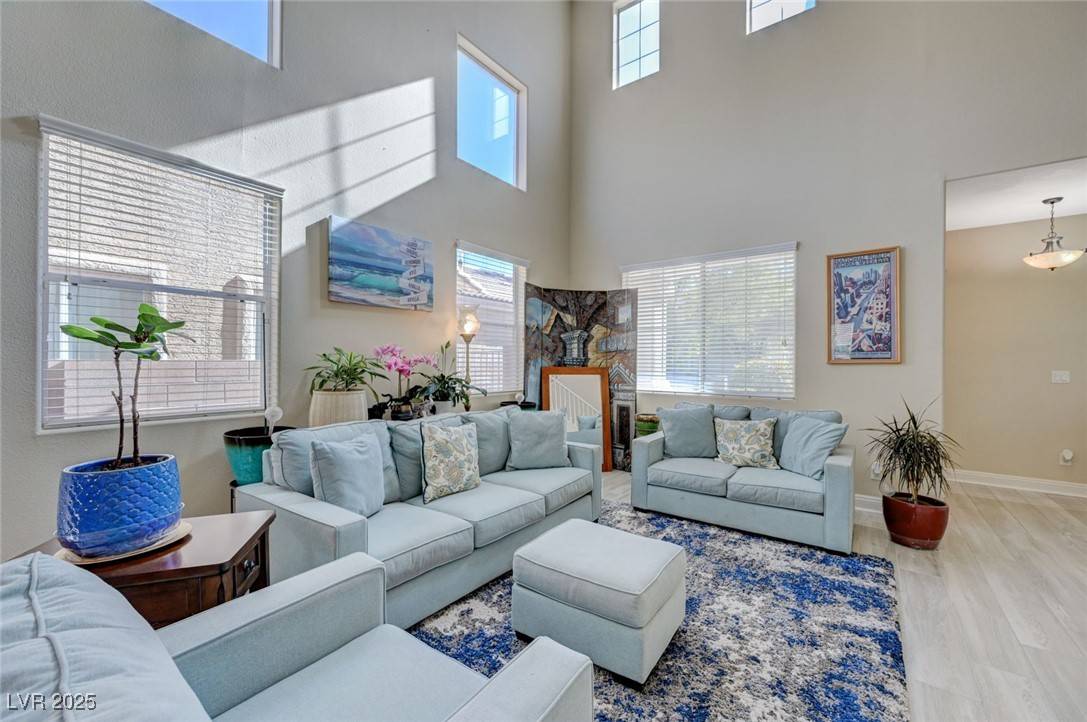 Las Vegas, NV 89141,5824 Farmhouse Court