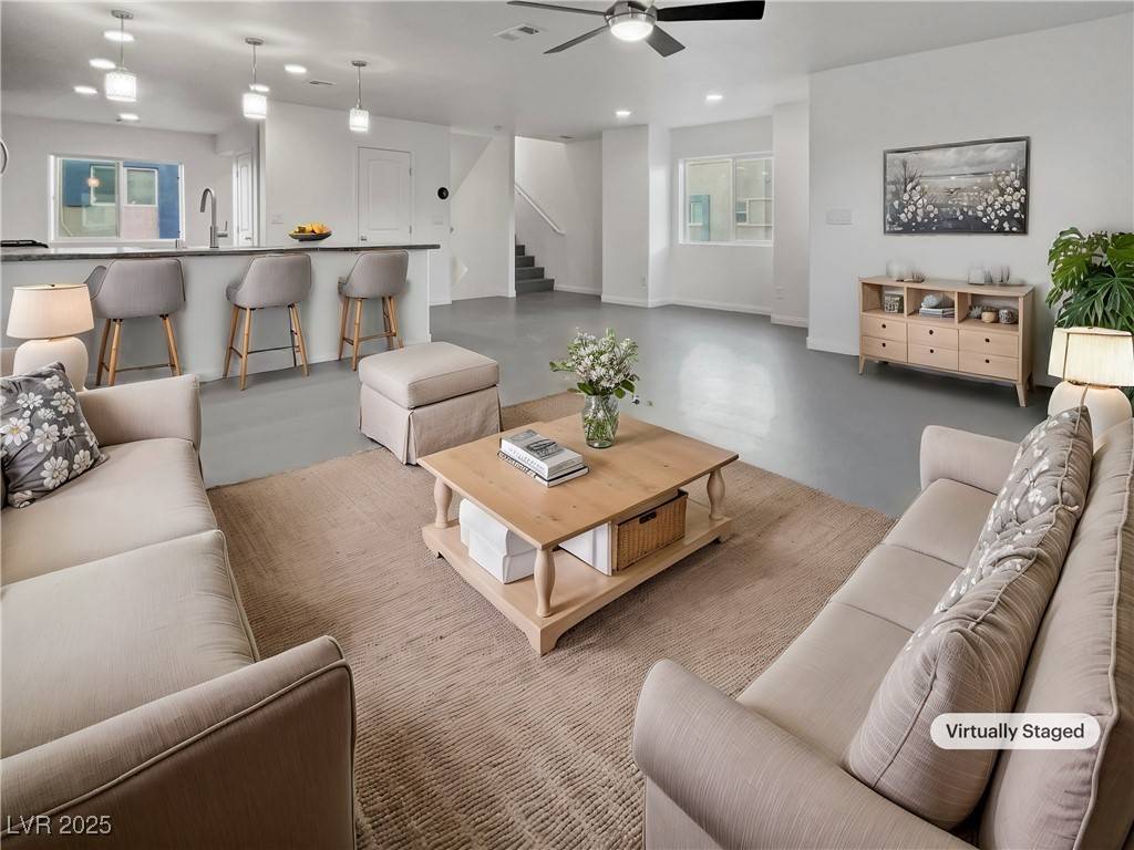 Las Vegas, NV 89129,10537 Headwind Avenue