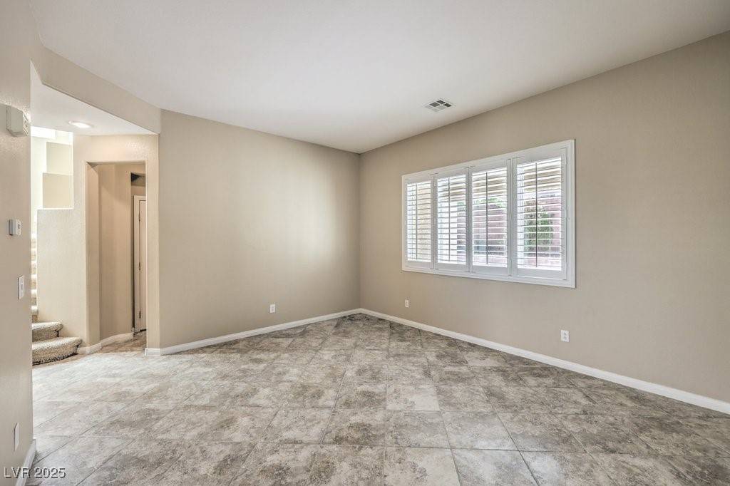 Las Vegas, NV 89149,7709 Tiny Tortoise Street