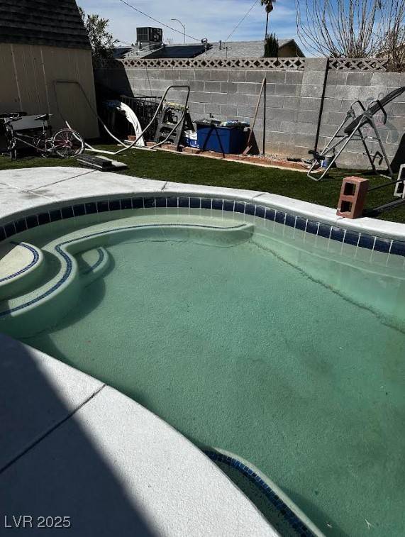 Las Vegas, NV 89107,6404 Penrose Lane