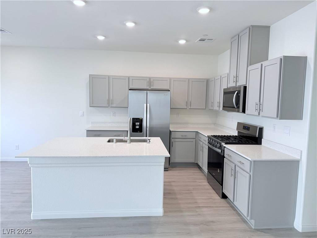 Las Vegas, NV 89141,9992 Ullom Drive