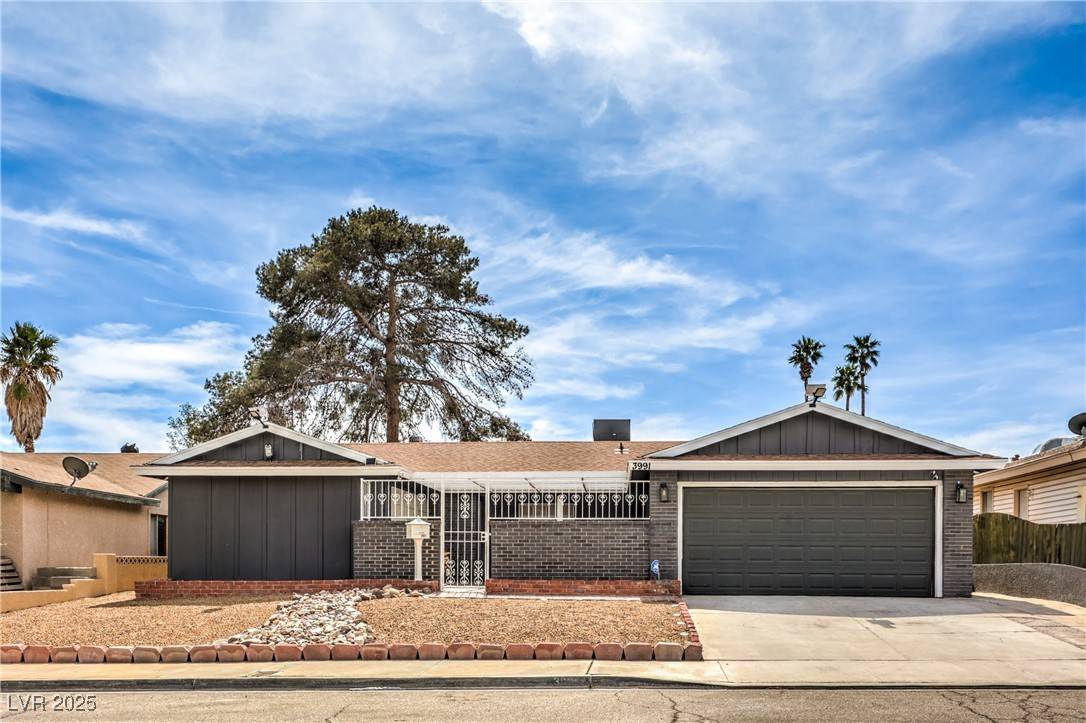 Las Vegas, NV 89121,3991 Shadow Wood Avenue