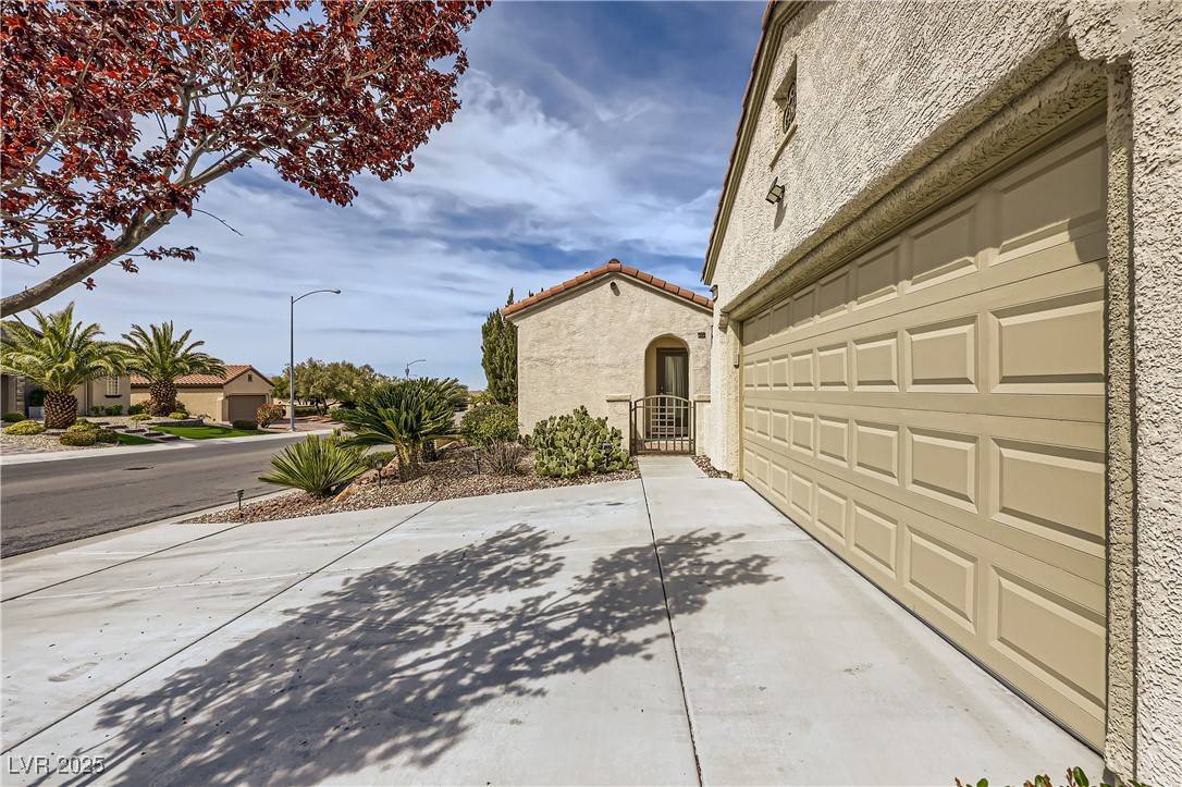 Henderson, NV 89044,2148 Shadow Canyon Drive