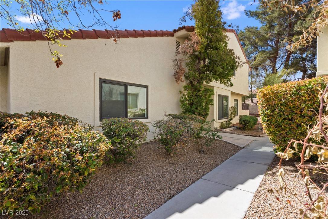 Henderson, NV 89014,2517 Balintore Court