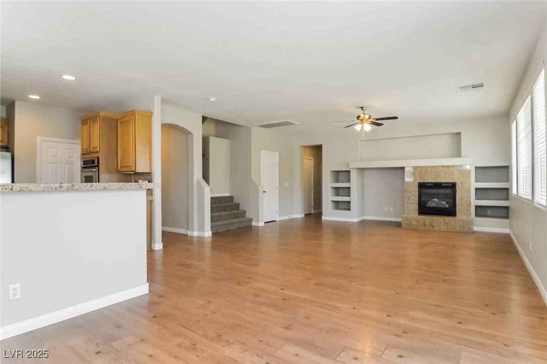Henderson, NV 89015,1145 Sparkling Crystal Avenue