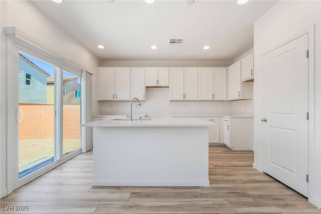 Las Vegas, NV 89113,8136 Beebrush Court