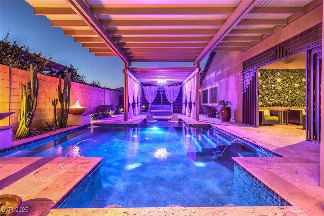 Las Vegas, NV 89131,7311 Velvet Sky Street