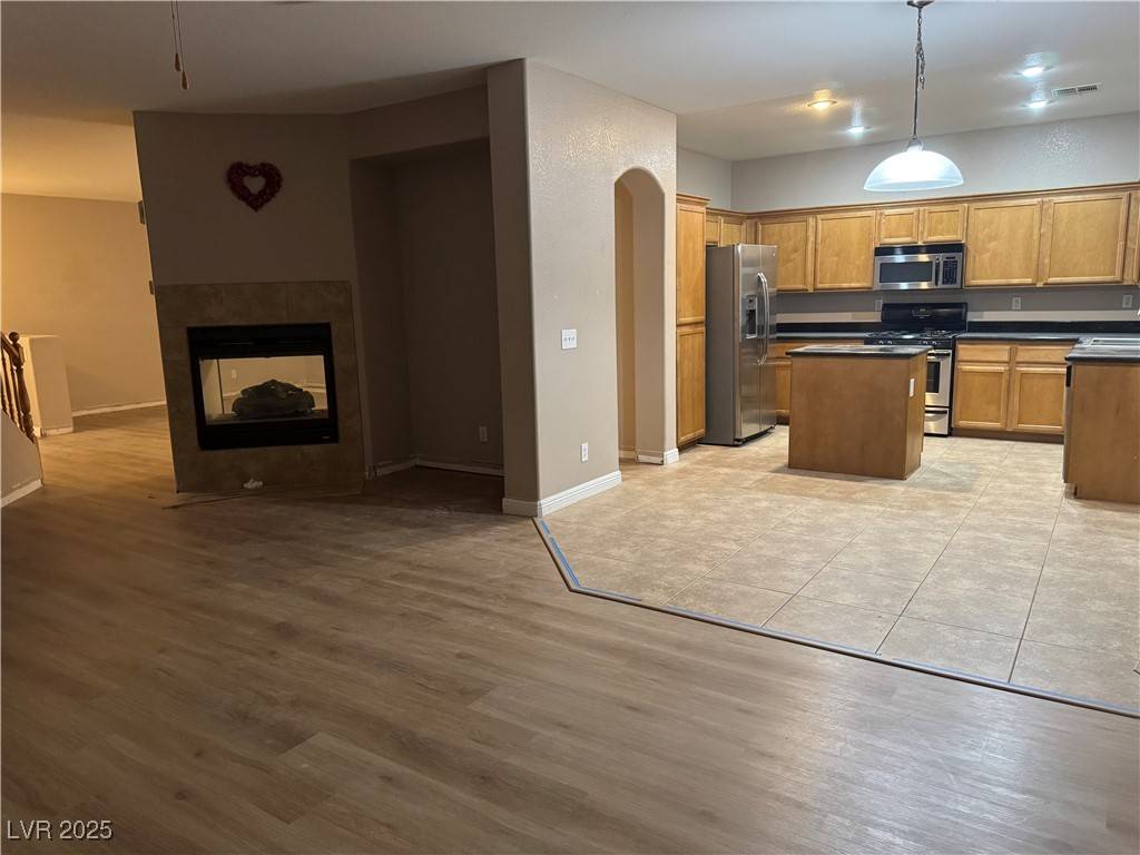 Las Vegas, NV 89139,8817 Bull Valley Court