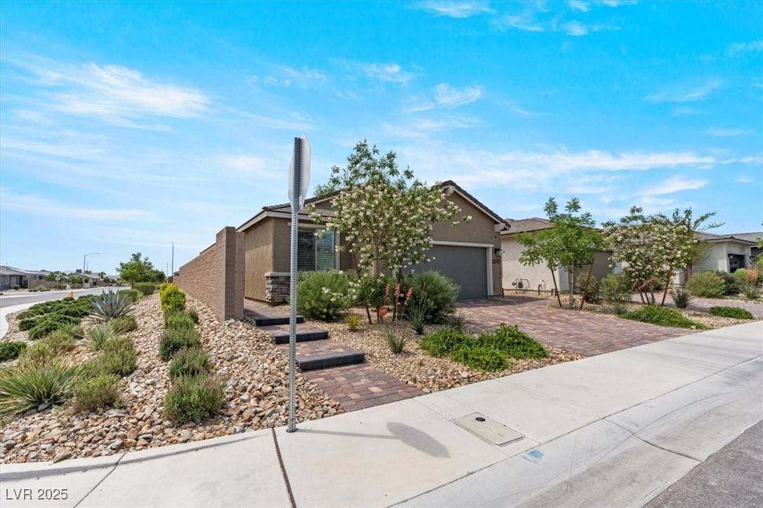 North Las Vegas, NV 89086,2243 Albury Avenue