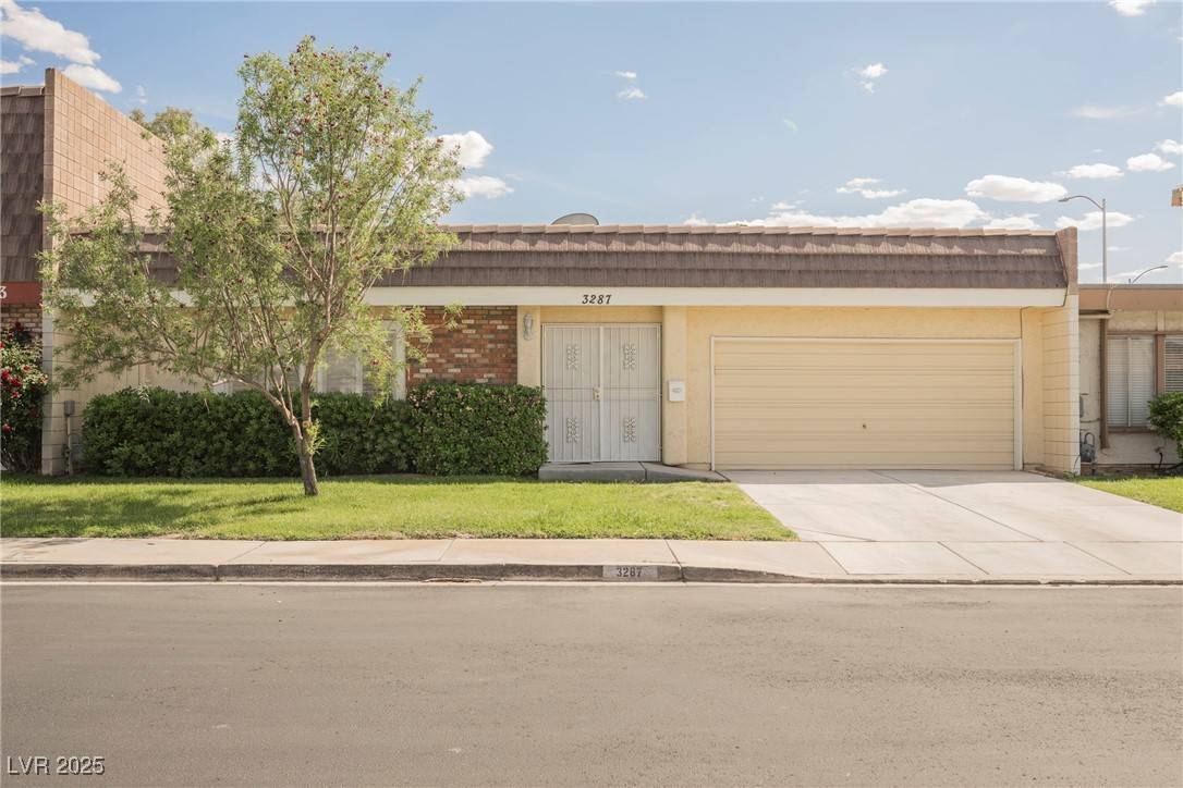 Las Vegas, NV 89121,3287 Southridge Avenue