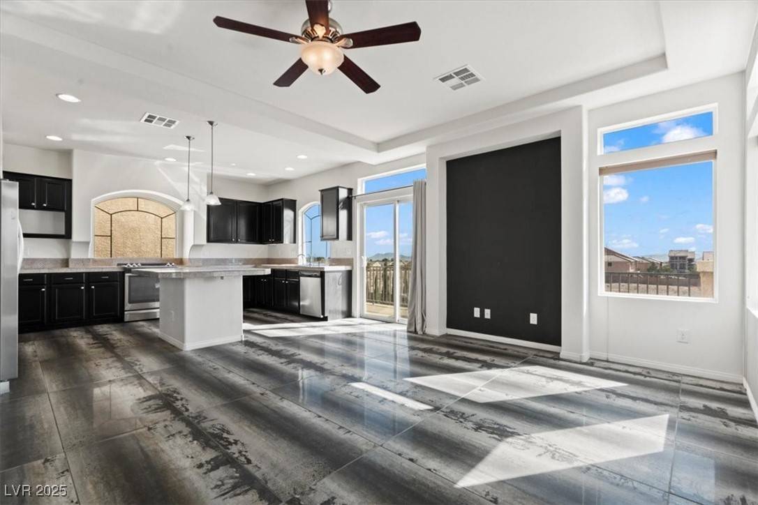 Las Vegas, NV 89139,9468 Logan Ridge Court