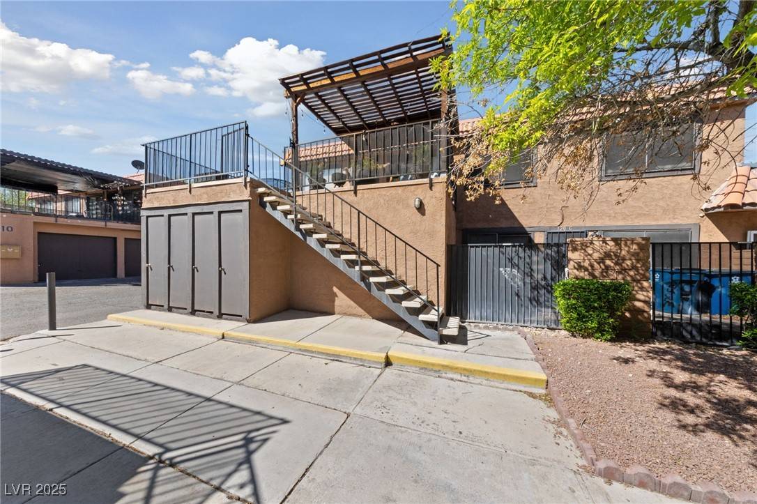 Las Vegas, NV 89107,320 Shadybrook Lane #D
