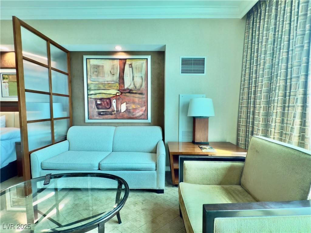 Las Vegas, NV 89109,135 E Harmon Avenue #2916