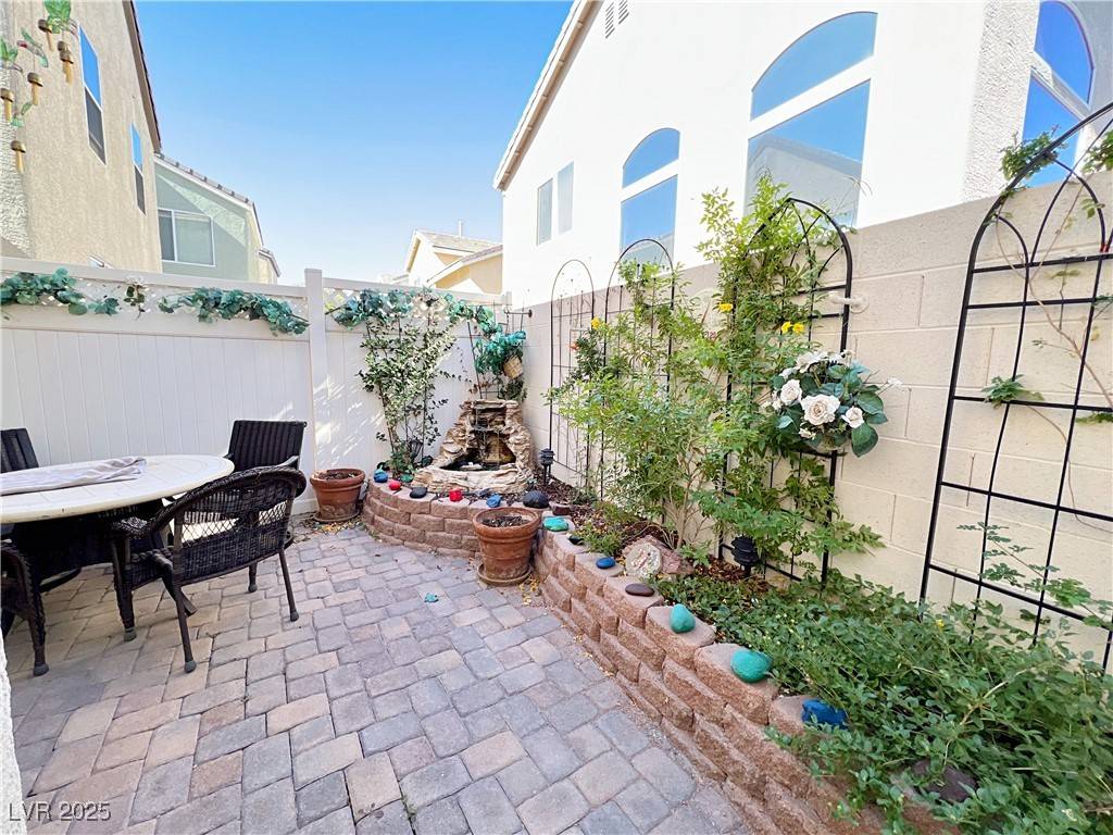 Las Vegas, NV 89183,1592 Evening Spirit Avenue