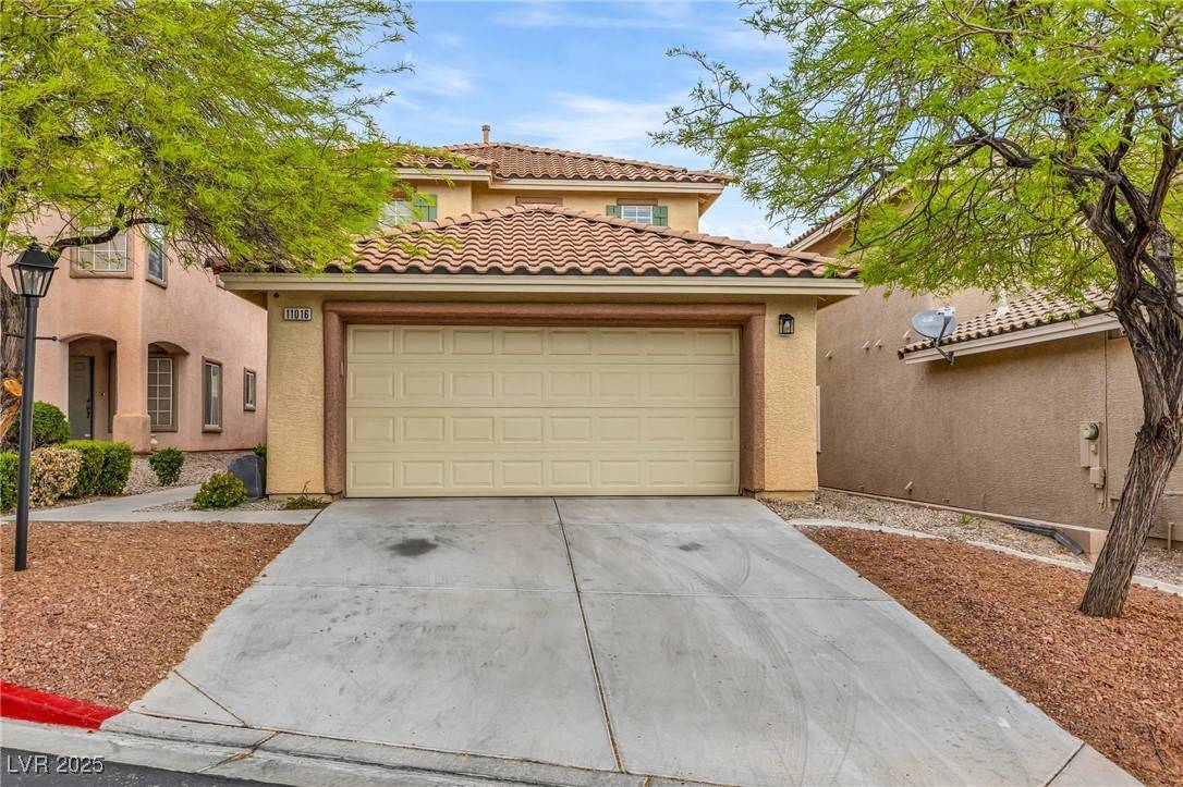 Las Vegas, NV 89144,11016 Meadow Leaf Avenue