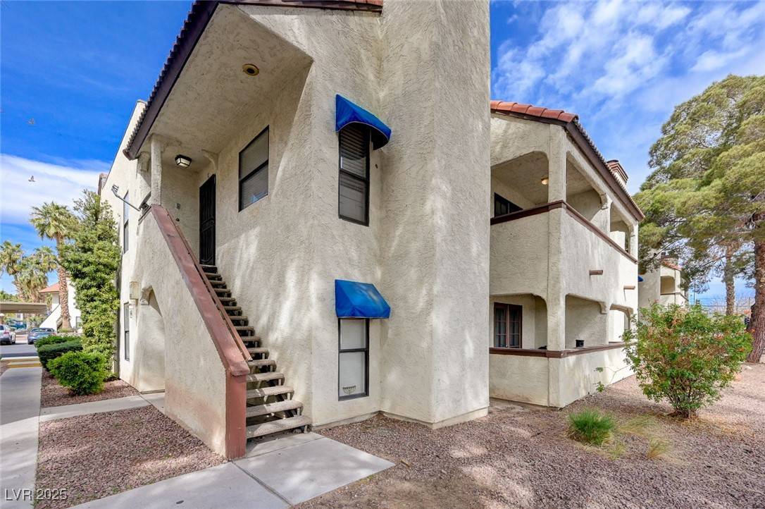 Las Vegas, NV 89146,6109 W Oakey Boulevard #C