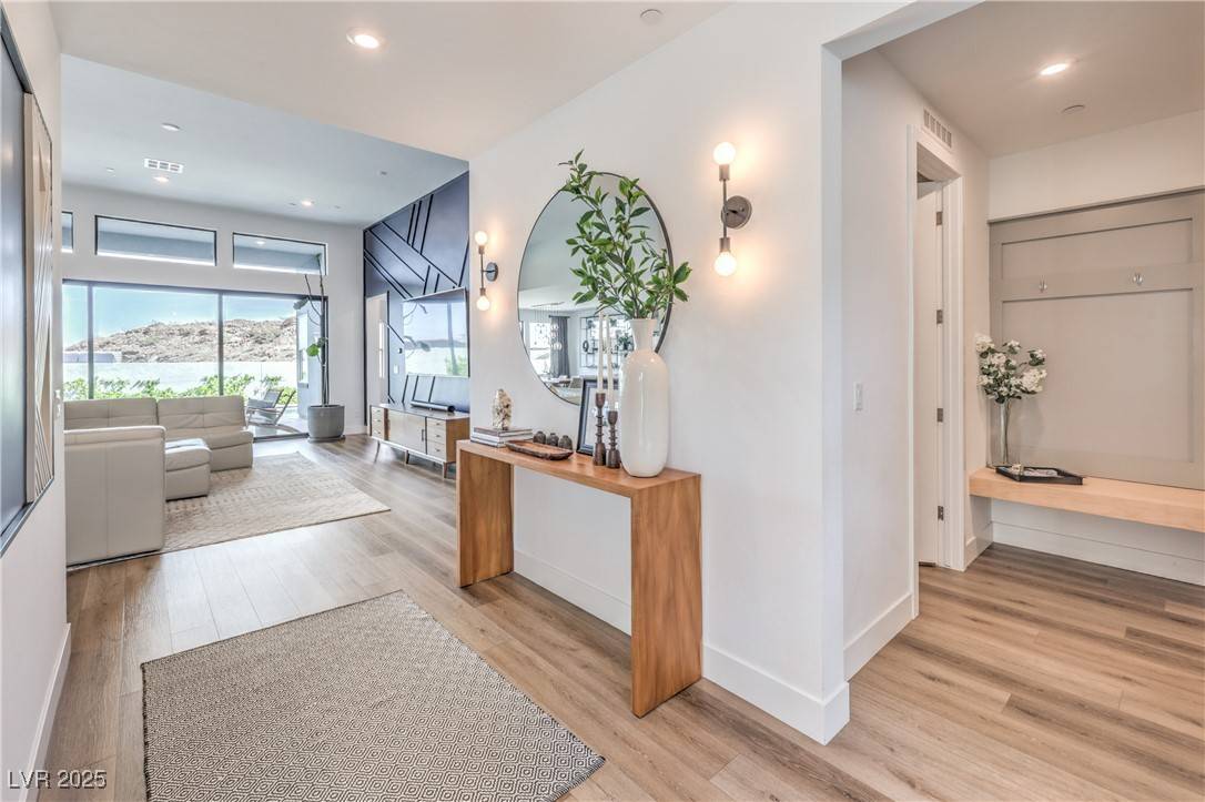 Henderson, NV 89052,1932 Canyon Highlands Drive