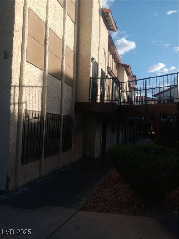 Las Vegas, NV 89169,2080 Karen Avenue #B-41
