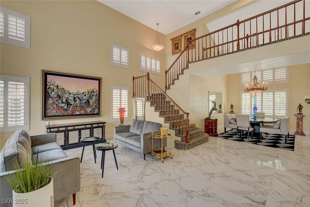 Las Vegas, NV 89128,7613 Hackensack Court