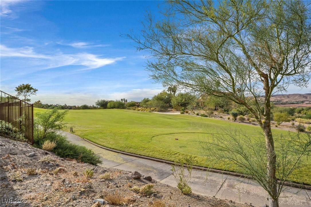 Henderson, NV 89011,26 Via Siena Place