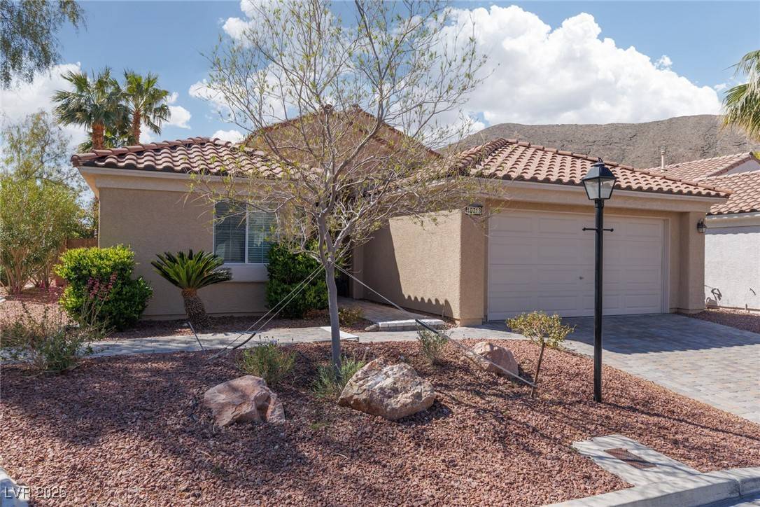Las Vegas, NV 89129,10713 Hunter Mountain Avenue