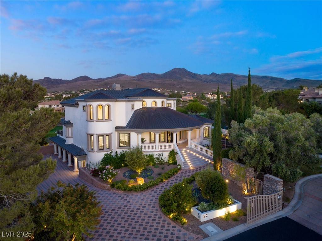 Henderson, NV 89052,22 ANTHEM POINTE Court