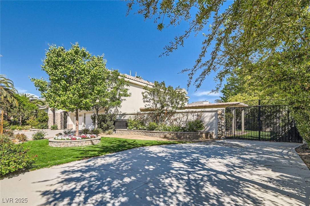 Las Vegas, NV 89120,3560 Five Pennies Lane