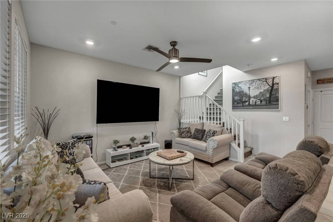 North Las Vegas, NV 89086,7068 Salt Plains Street