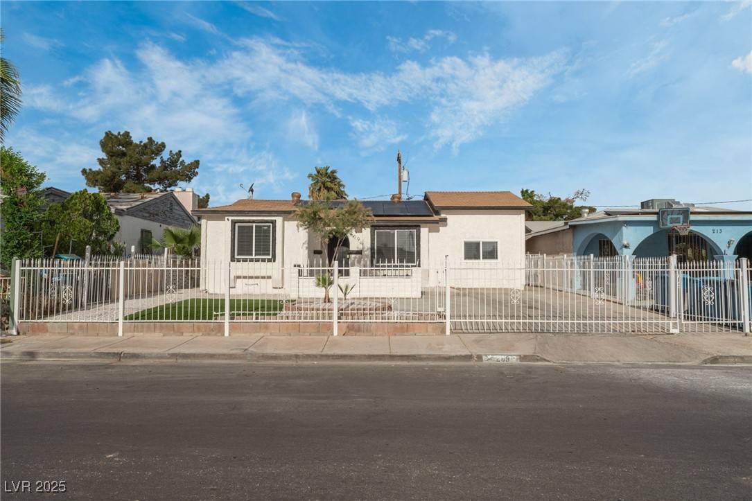 Las Vegas, NV 89101,209 Cervantes Street