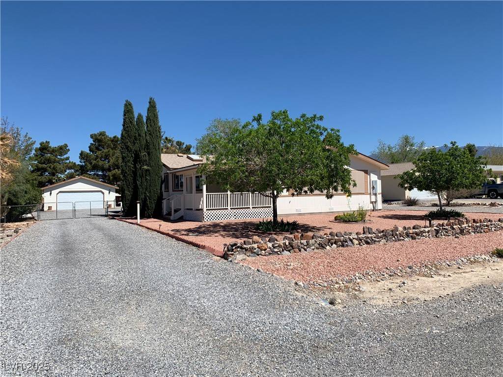 Pahrump, NV 89061,5632 Saddletree Road