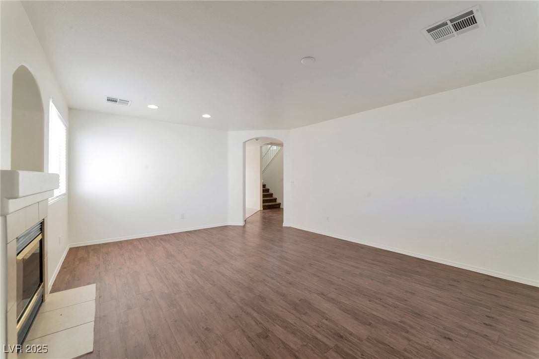 Las Vegas, NV 89183,10673 Alondra Peak Street