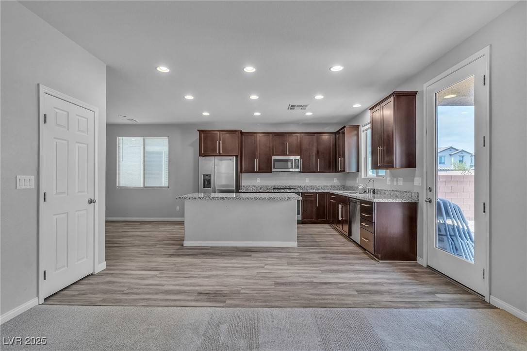 North Las Vegas, NV 89081,4114 Enchanting Sky Avenue