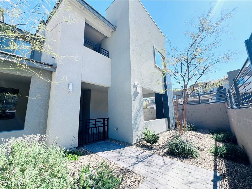 Las Vegas, NV 89138,483 Fairview Hills Street