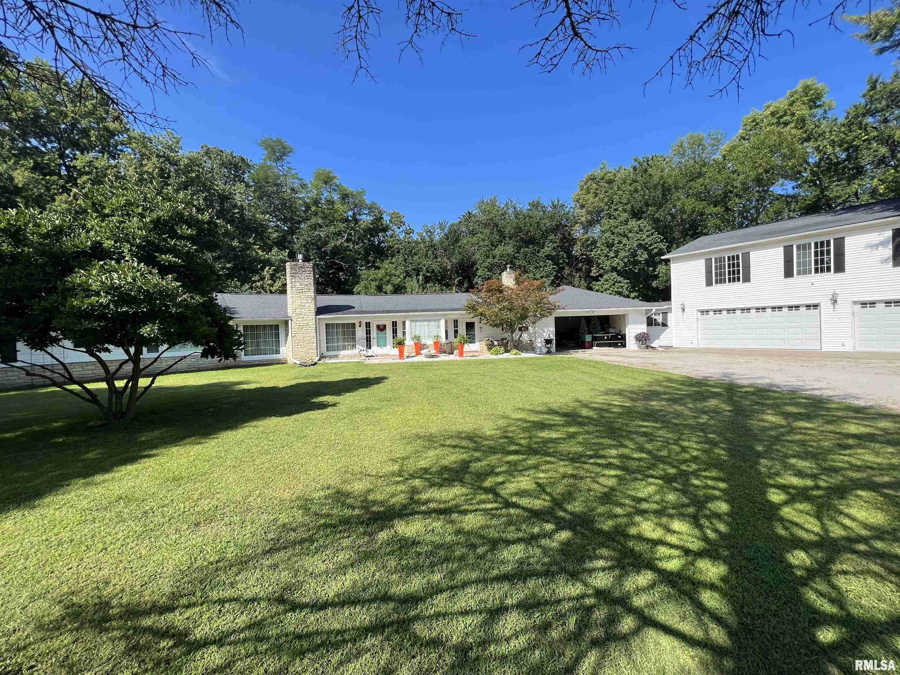 Clinton, IA 52732,935 2ND Avenue South