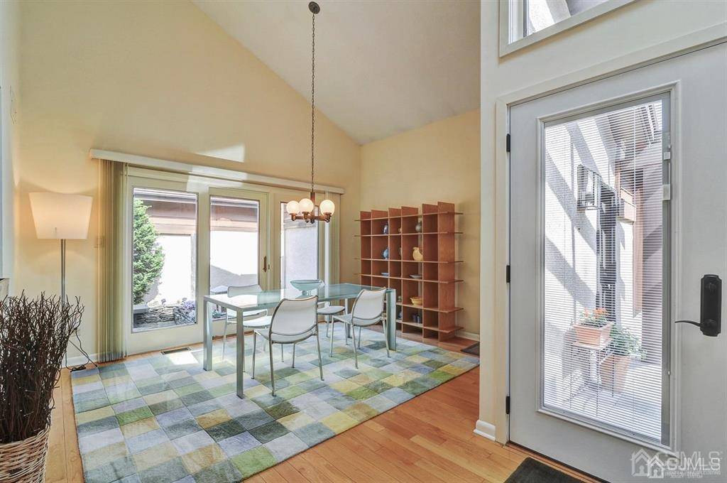 Plainsboro, NJ 08540,187 Sayre DR